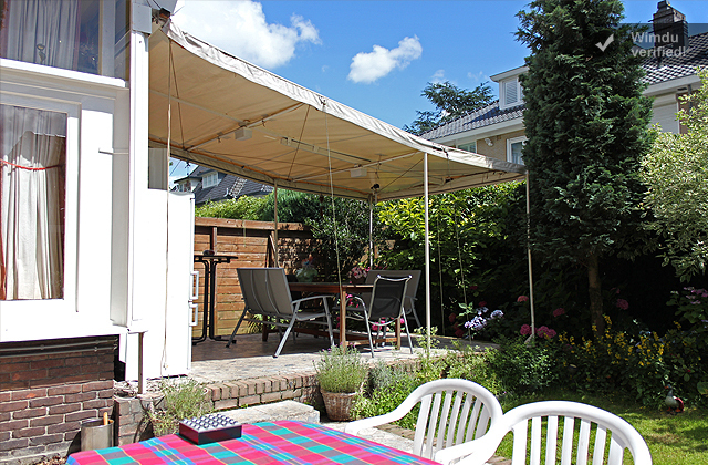 view from house sideways in back garden