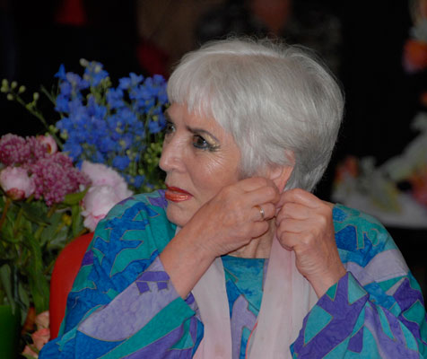 xie fixing earings xie fixing earings