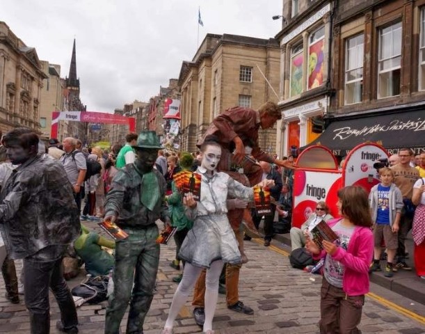 1239938_406871256091705_979113181_n