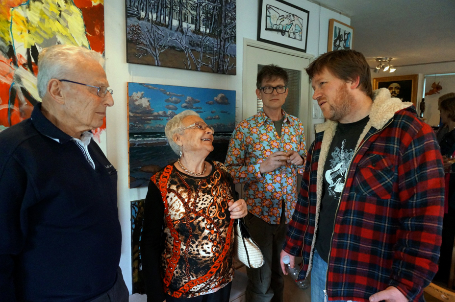 esther_having_fun_in_bergen esther_having_fun_in_bergen