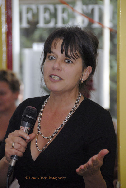 liva sings liva sings