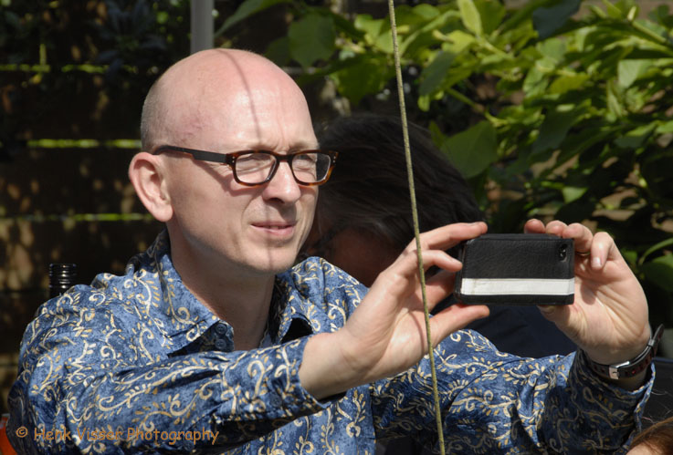 wh taking pics wh taking pics