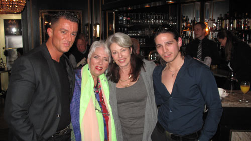 theater-stripped-etc-2011-220 theater-stripped-etc-2011-220